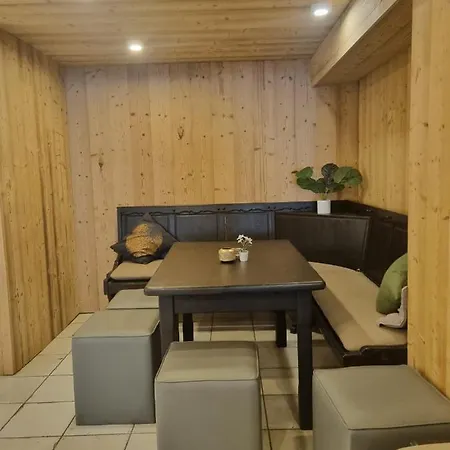 Le Cairn Szálloda