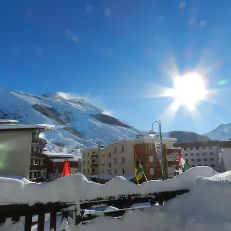 Le Cairn 2* Les Deux Alpes