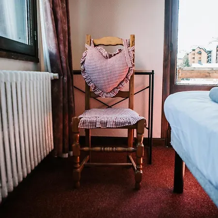 Le Cairn Hotel 2*