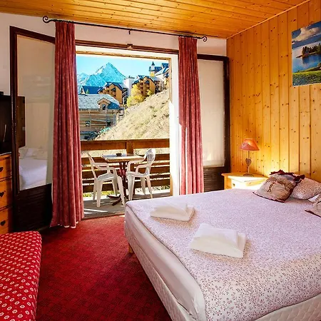 Hotel Le Cairn 2*