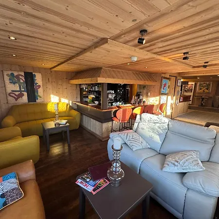 Logis Le Cairn Hotel Les Deux Alpes