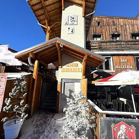 Hotel Logis Le Cairn
