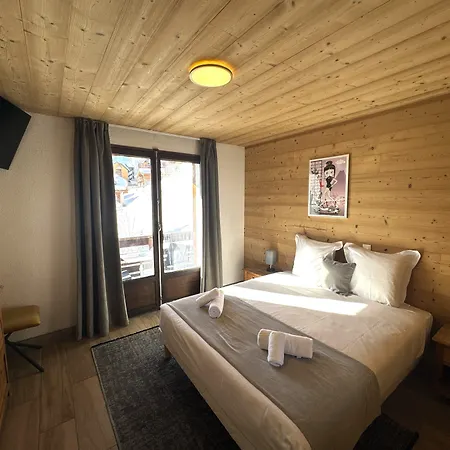 Hotel Logis Le Cairn Les Deux Alpes